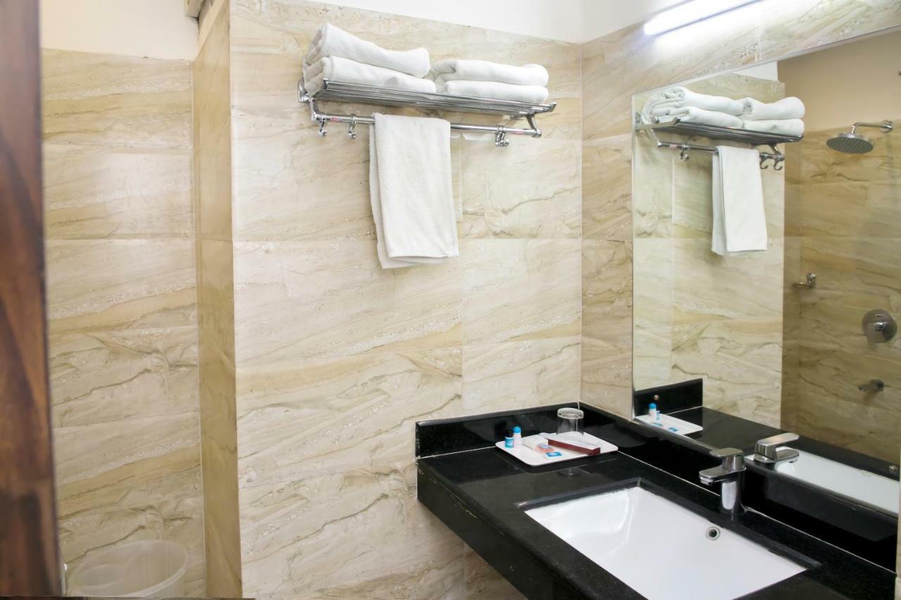 Ganges Grand Hotel Varanasi Eksteriør billede