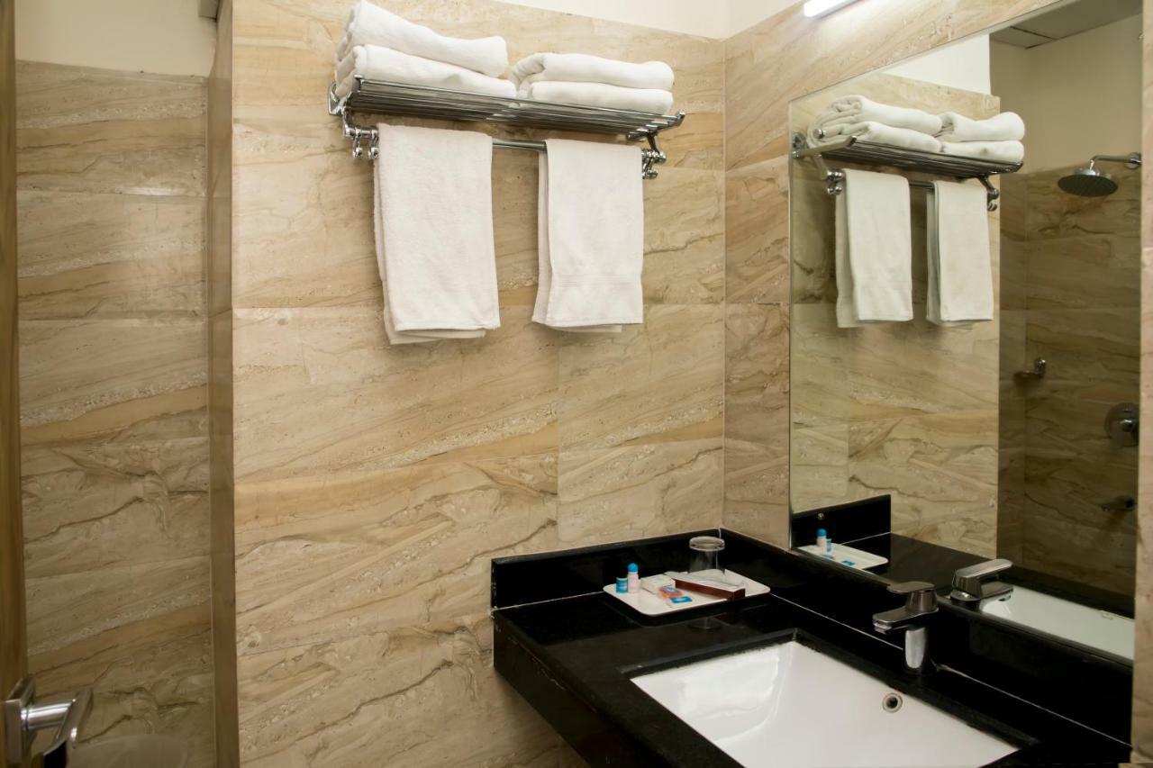 Ganges Grand Hotel Varanasi Eksteriør billede