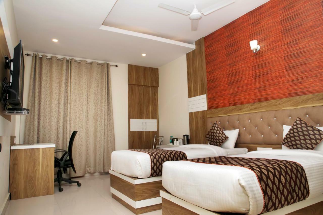 Ganges Grand Hotel Varanasi Eksteriør billede